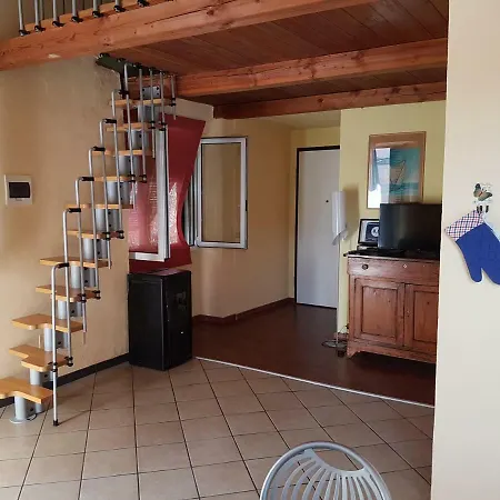 مزرعة للإقامة Piccolo Rifugio Nel